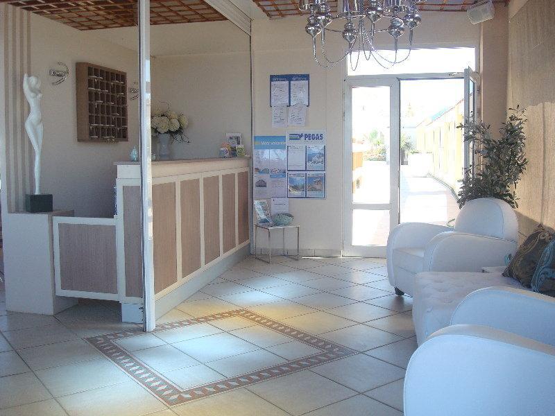 Kasapakis Hotel & Apartments Херсонісос Екстер'єр фото